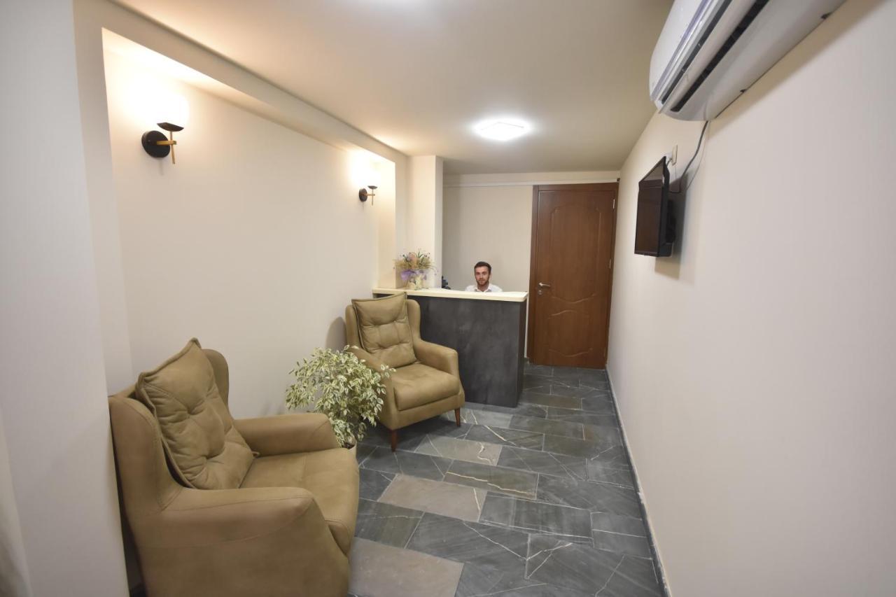 Hotel & Restaurant Sokhumi Zugdidi Extérieur photo